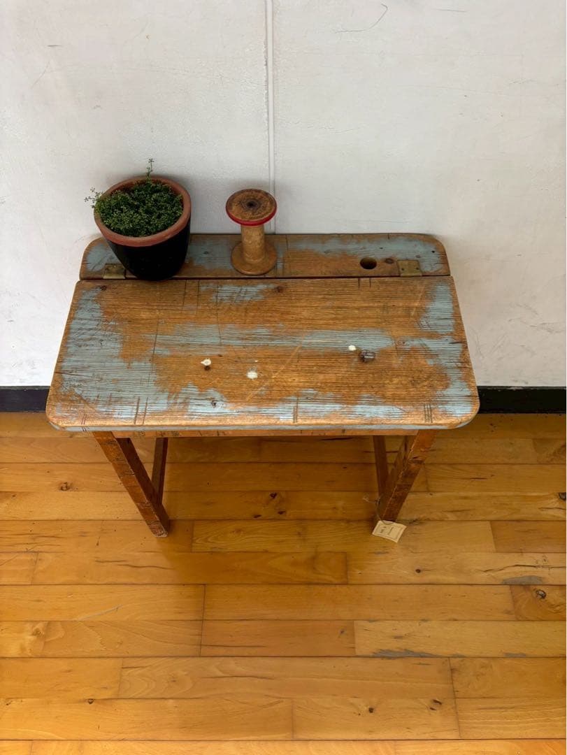 アンティークスタイル 木製キッズデスク