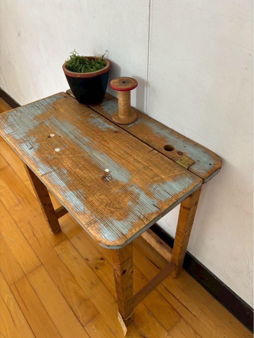 アンティークスタイル 木製キッズデスク