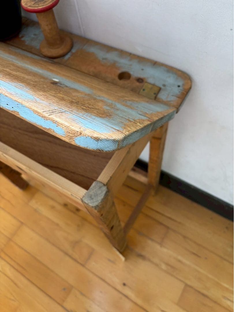 アンティークスタイル 木製キッズデスク