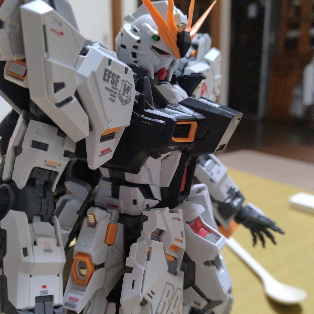 MG νガンダム \"Fortune Meow’s Studio\" 風完成品