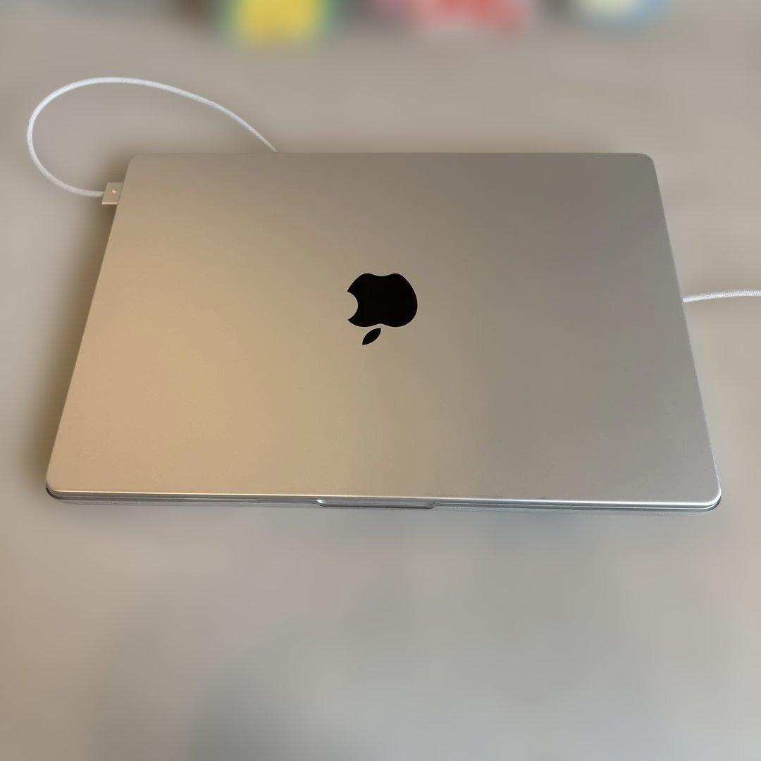 Apple MacBook Pro M1 Pro 16GB シルバー