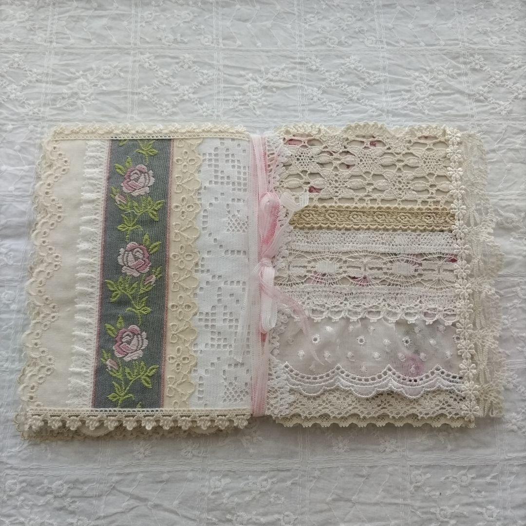 ハンドメイド レースコラージュのファブリックブック