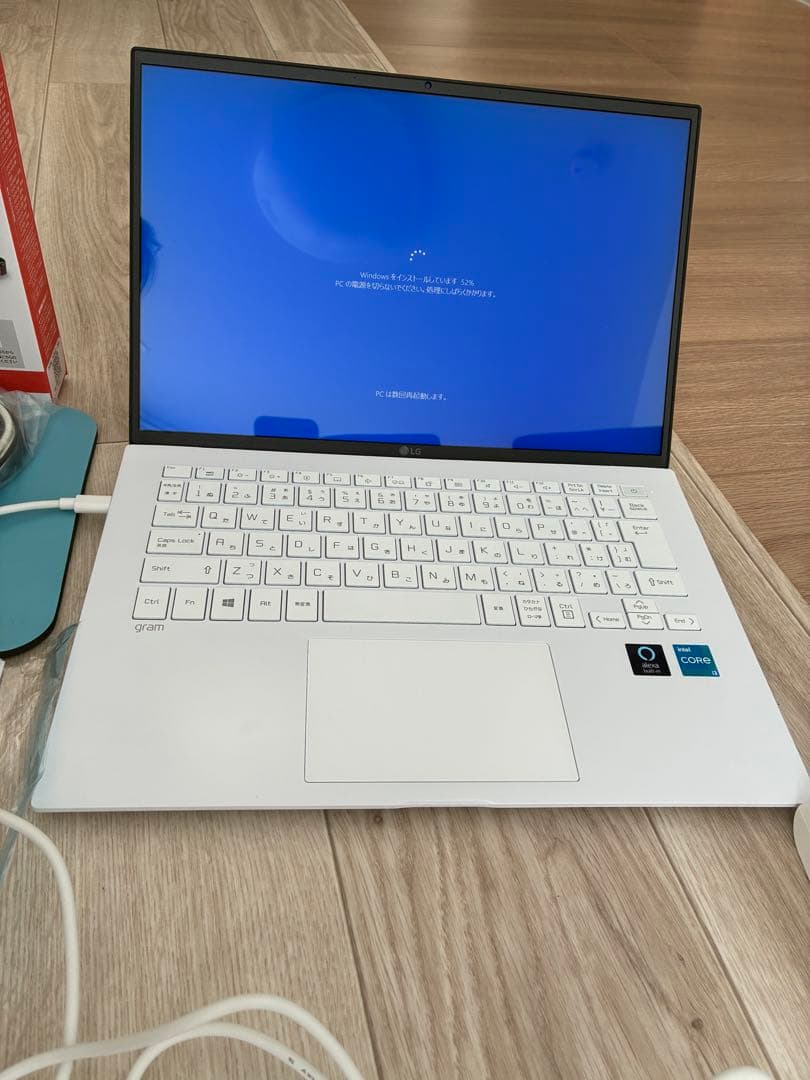 【比較的美品】LG Gram 軽量ノート型パソコン