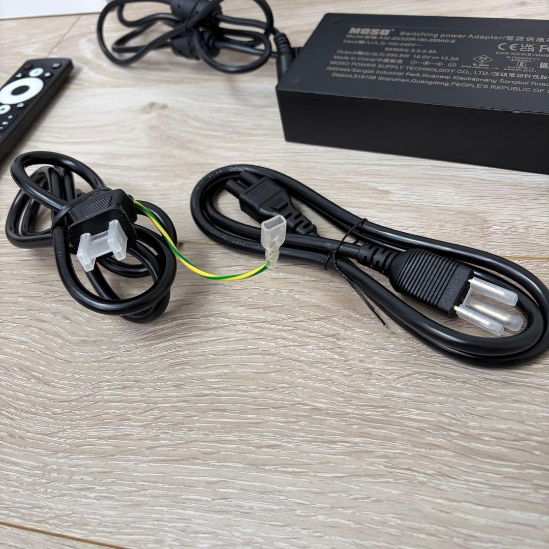 BenQ ベンキュー GP520 4K ホームプロジェクター