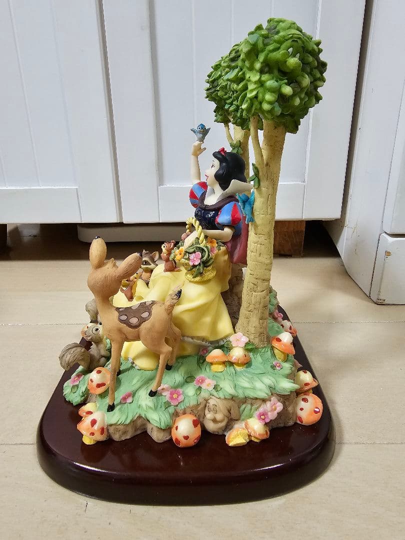 白雪姫　ディズニー　置物　オブジェ　フィギュア　Disney 　小人　プリンセス