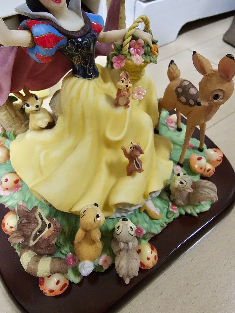 白雪姫　ディズニー　置物　オブジェ　フィギュア　Disney 　小人　プリンセス