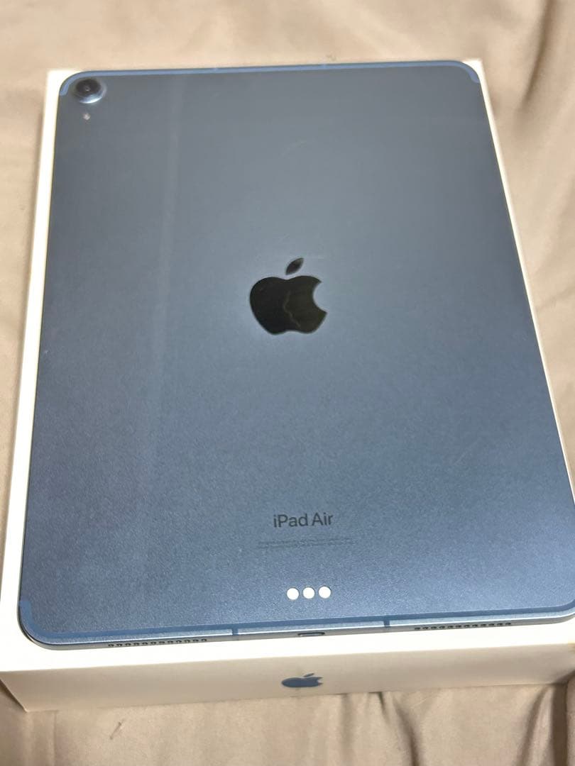 Apple iPad Air ブルー 10.9インチ