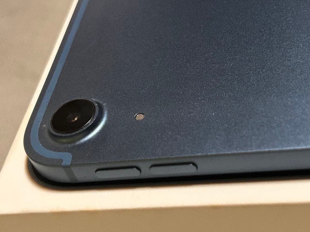 Apple iPad Air ブルー 10.9インチ