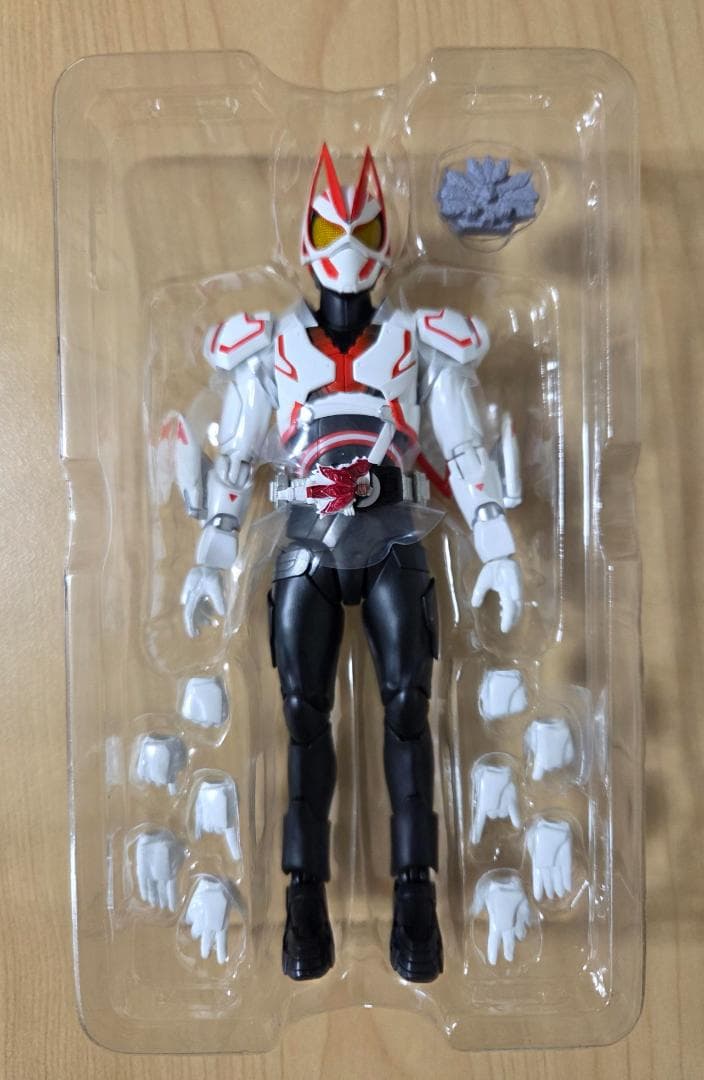 S.H.Figuarts 仮面ライダーギーツ ブーストフォームマークIII