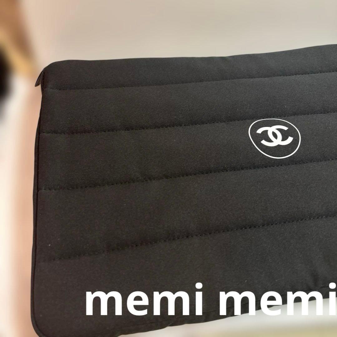 未使用シャネル　PCケース　ノベルティ品　サンプル付き