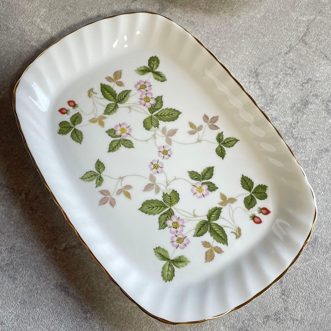 美品　  ワイルドストロベリー プレート