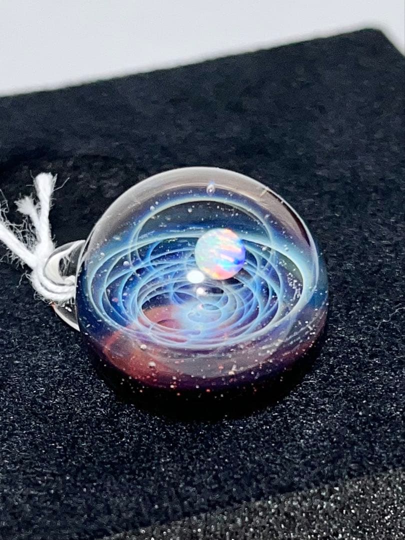 希少【赤タイプ】宇宙ガラス プラスアルファ ＋α ホワイトオパール