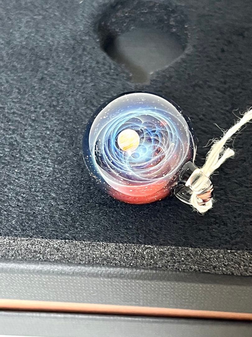 希少【赤タイプ】宇宙ガラス プラスアルファ ＋α ホワイトオパール