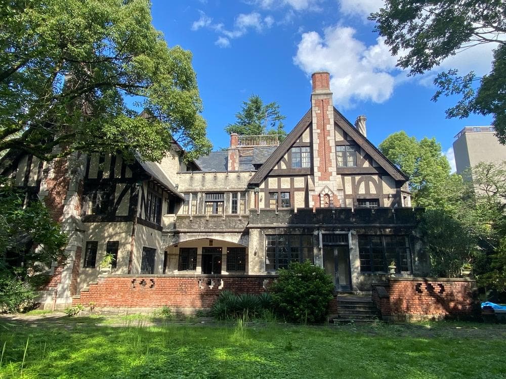 昭和レトロ洋館「大丸ヴィラ」　着色模型