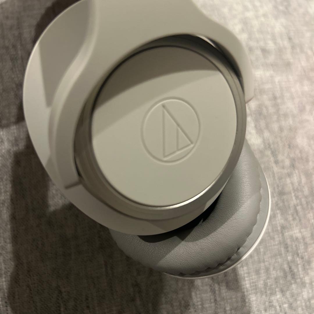 ヘッドホン　ケーブル付き