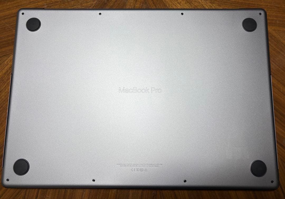 MacBook Pro 16インチ M1Max 32GB 1TB