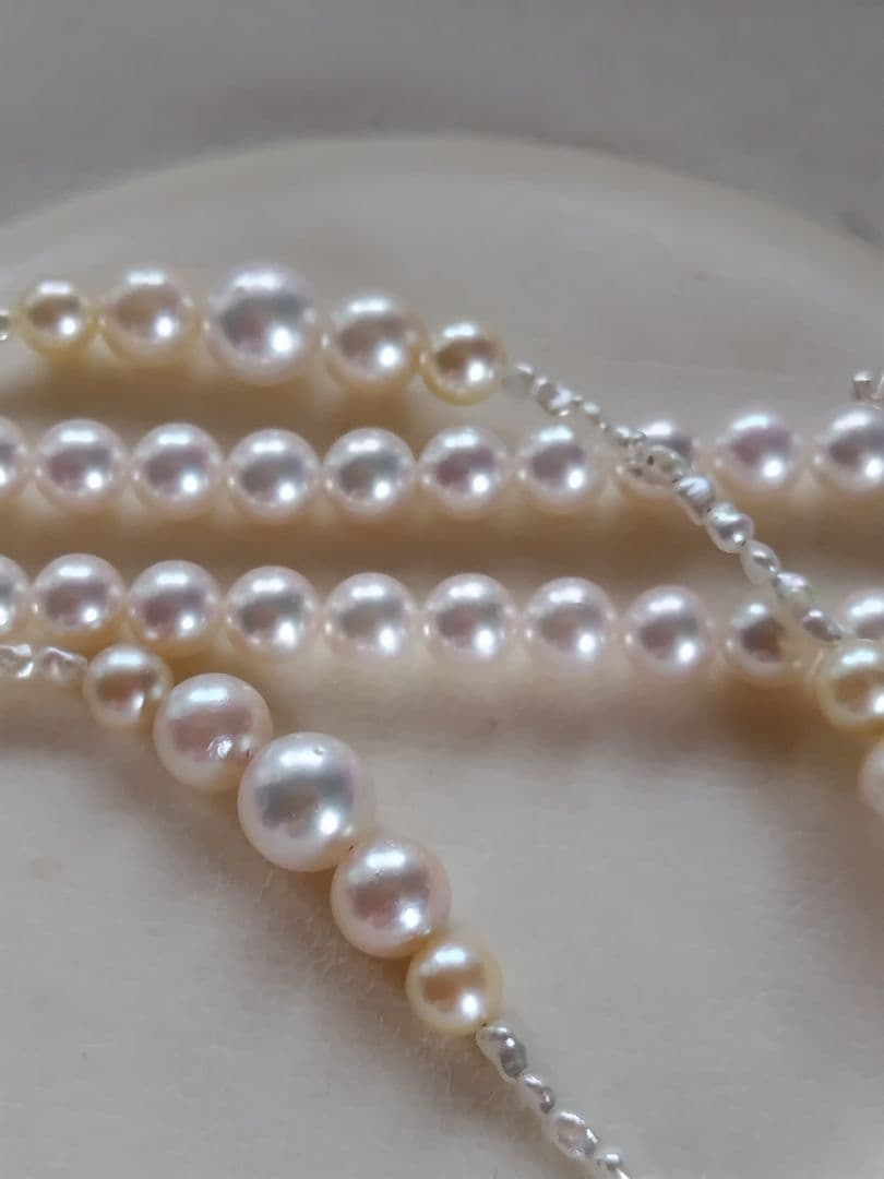 各サイズのアコヤ真珠と、あこや芥子パールの、ネックレス