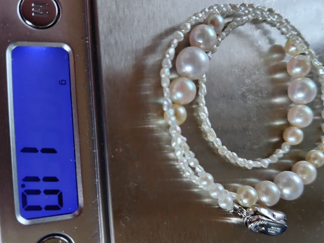 各サイズのアコヤ真珠と、あこや芥子パールの、ネックレス