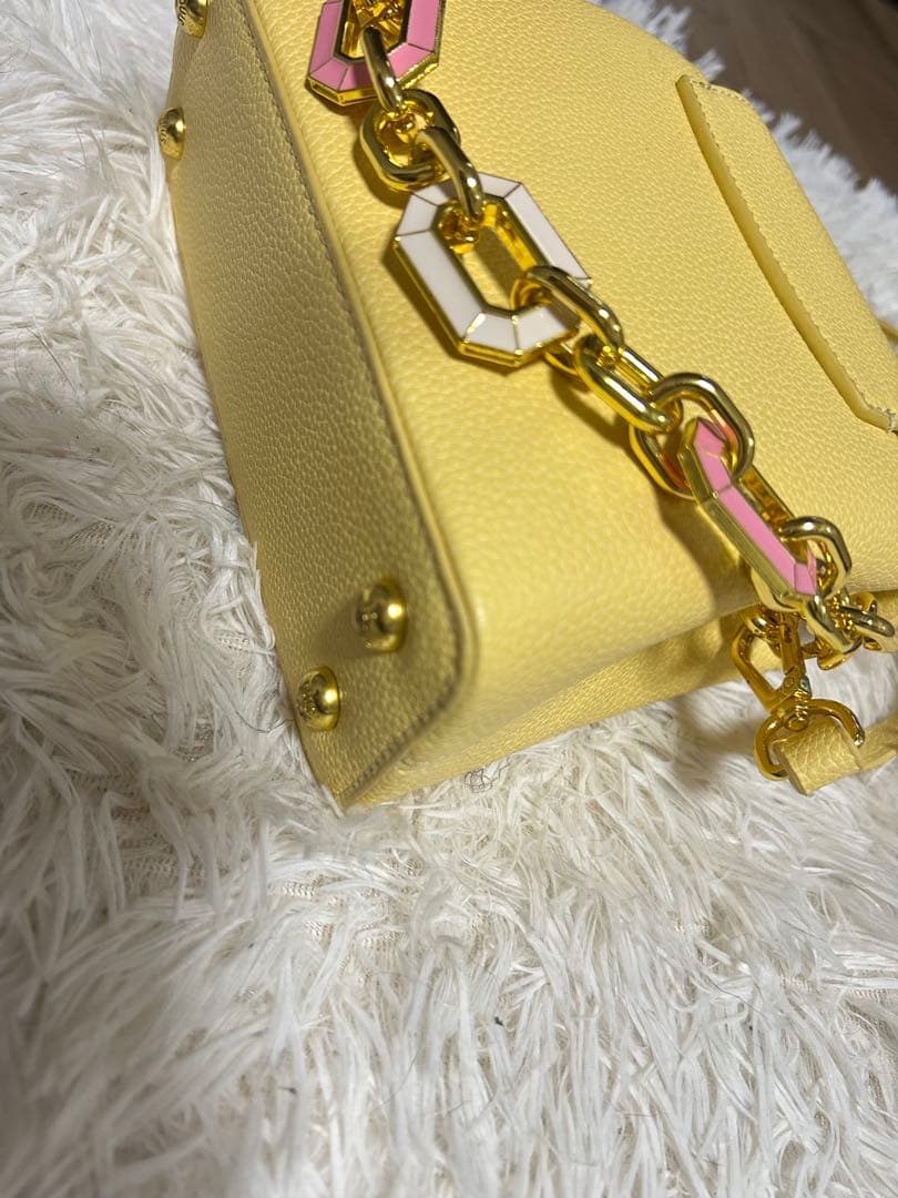 Louis Vuitton ミニショルダーバッグ ノベルティグッズ