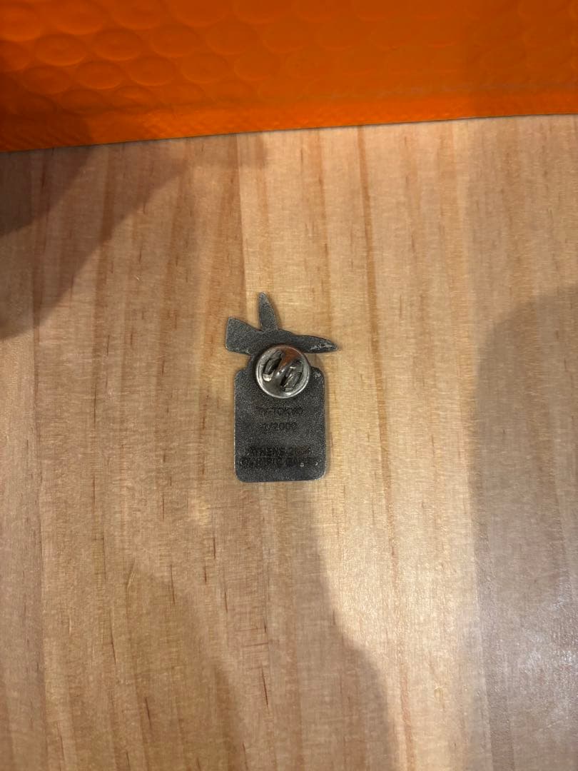 【非売品】ピカチュウ ピンバッジ アテネオリンピック 2004