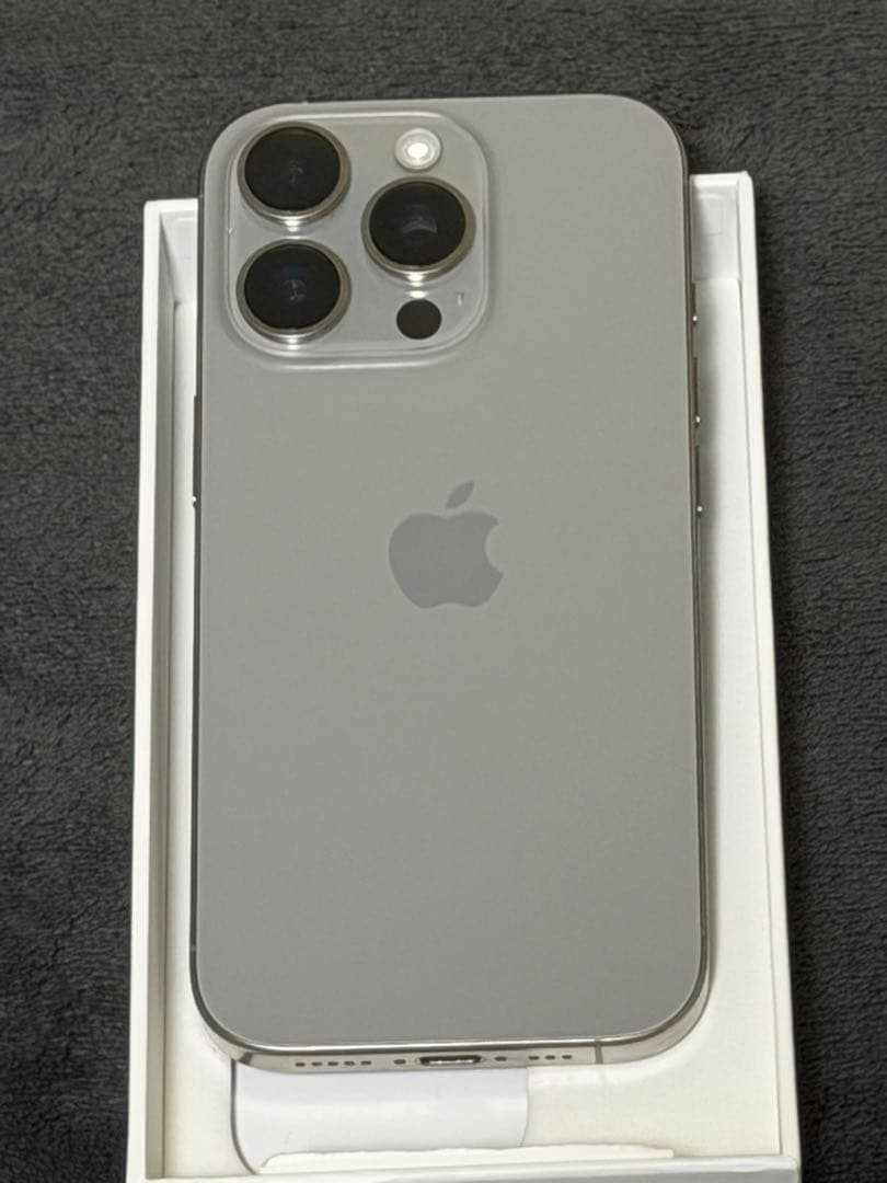 iPhone 16 pro 256GB ナチュラルチタニウム SIMフリー