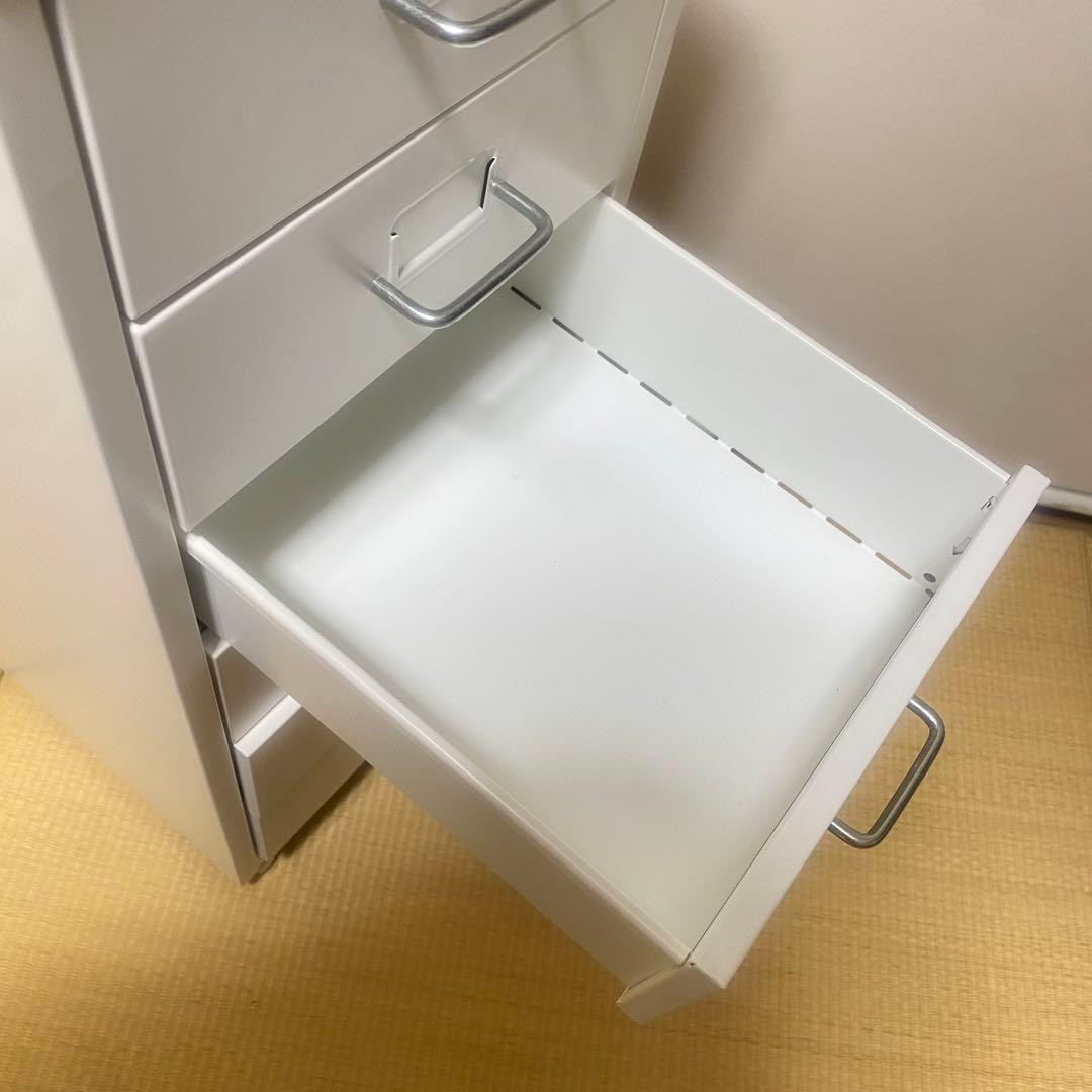 値下げ不可　廃盤品　IKEA HELMER ホワイト 6段　キャビネット　ワゴン