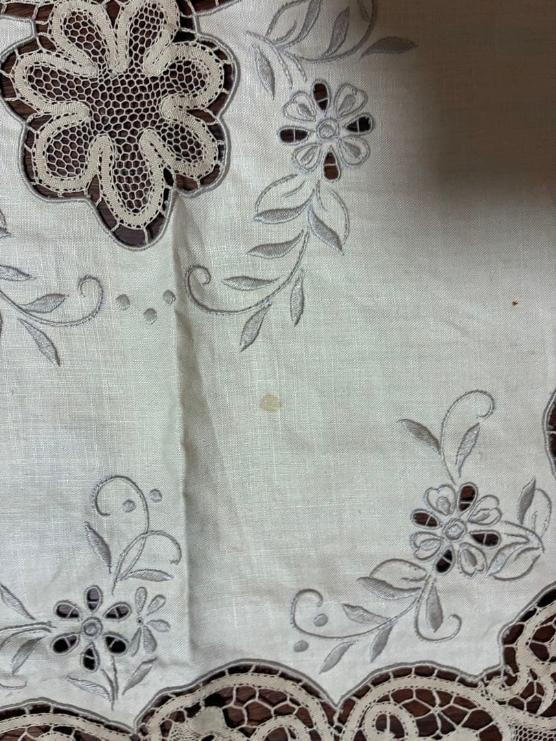 【圧巻の特大サイズ】豪華レース刺繍 テーブルクロス 165×250 汕頭風