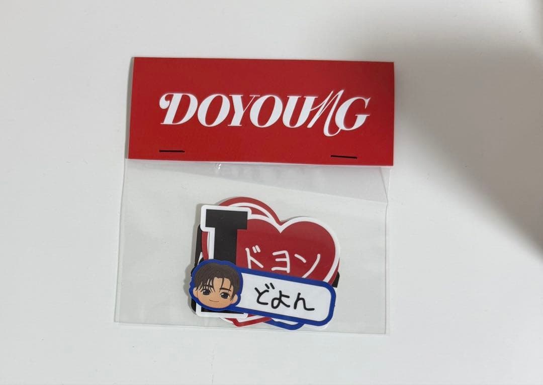 TREASURE ドヨン アクスタ トレカ ぬいぐるみ ステッカー 缶バッジ