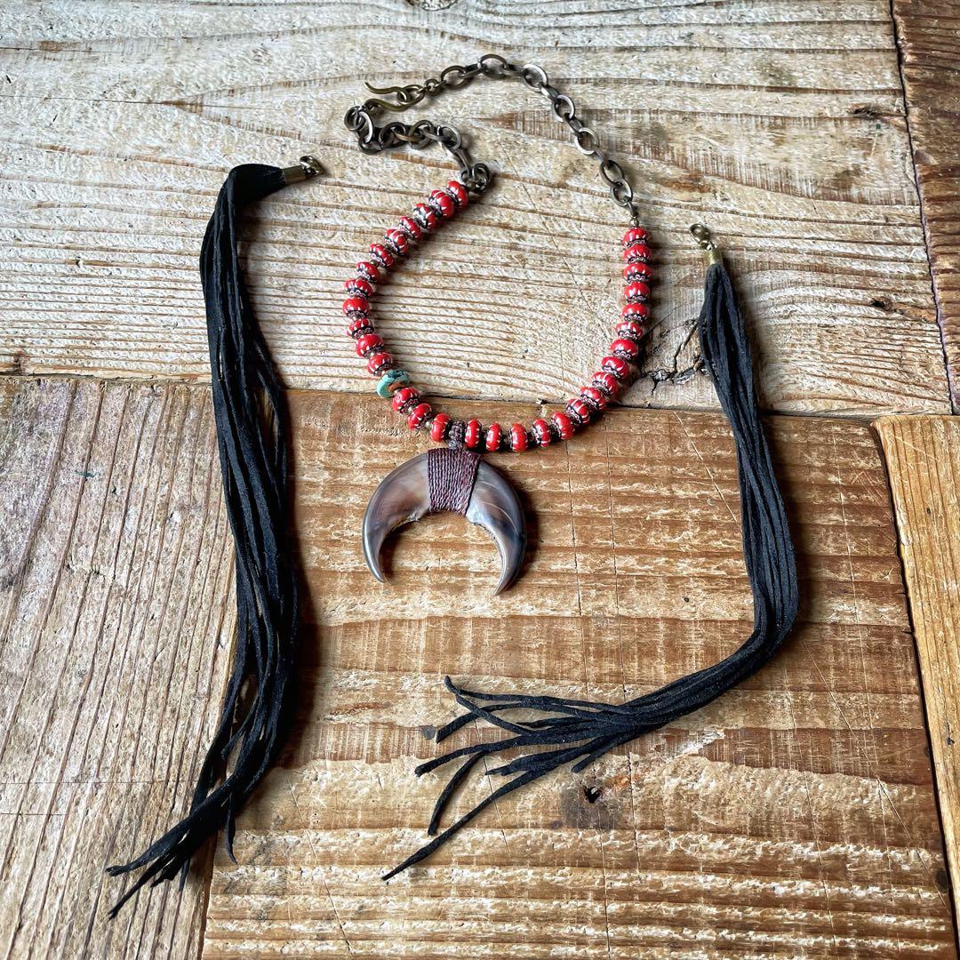 ネックレス・ペンダント Bear's two-claw necklace