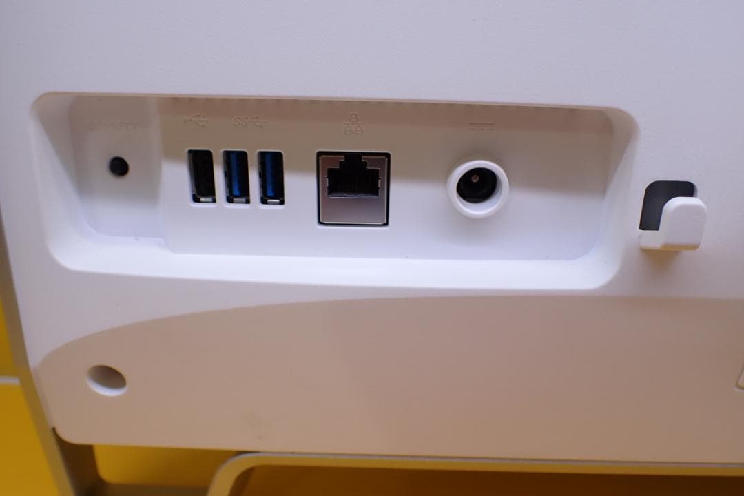 富士通 ESPRIMO 一体型PCFH52/U FMVF52UW 2950M