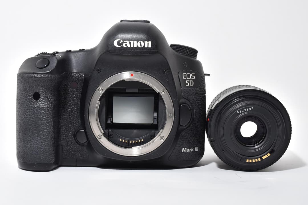 美品 Canon キャノン EOS 5D Mark III #9472