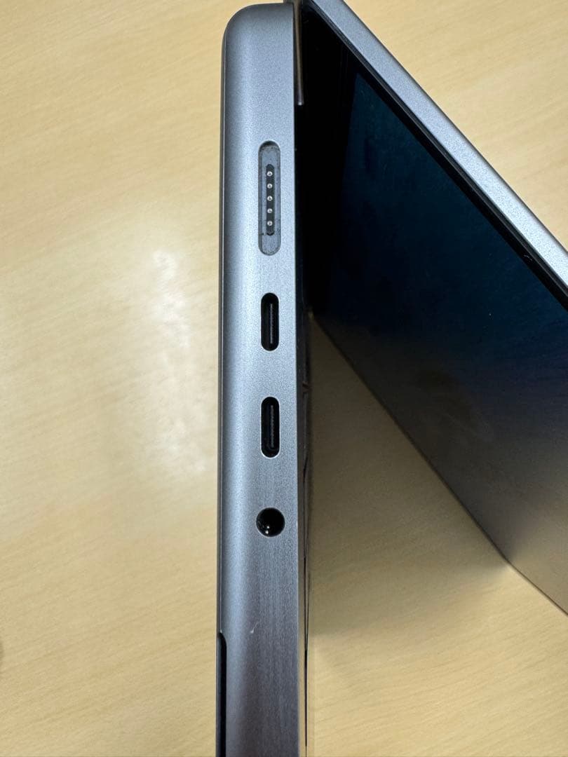 Macbook Pro 16インチ M2 Pro 1TB