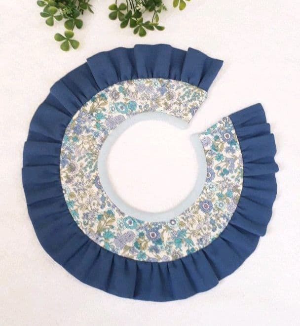 【送料無料】フリフリまんまるスタイ(ボタニカルブルー×ブルー)