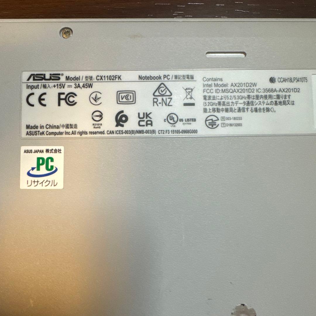 Asus Chromebook CX1102 11.6インチ