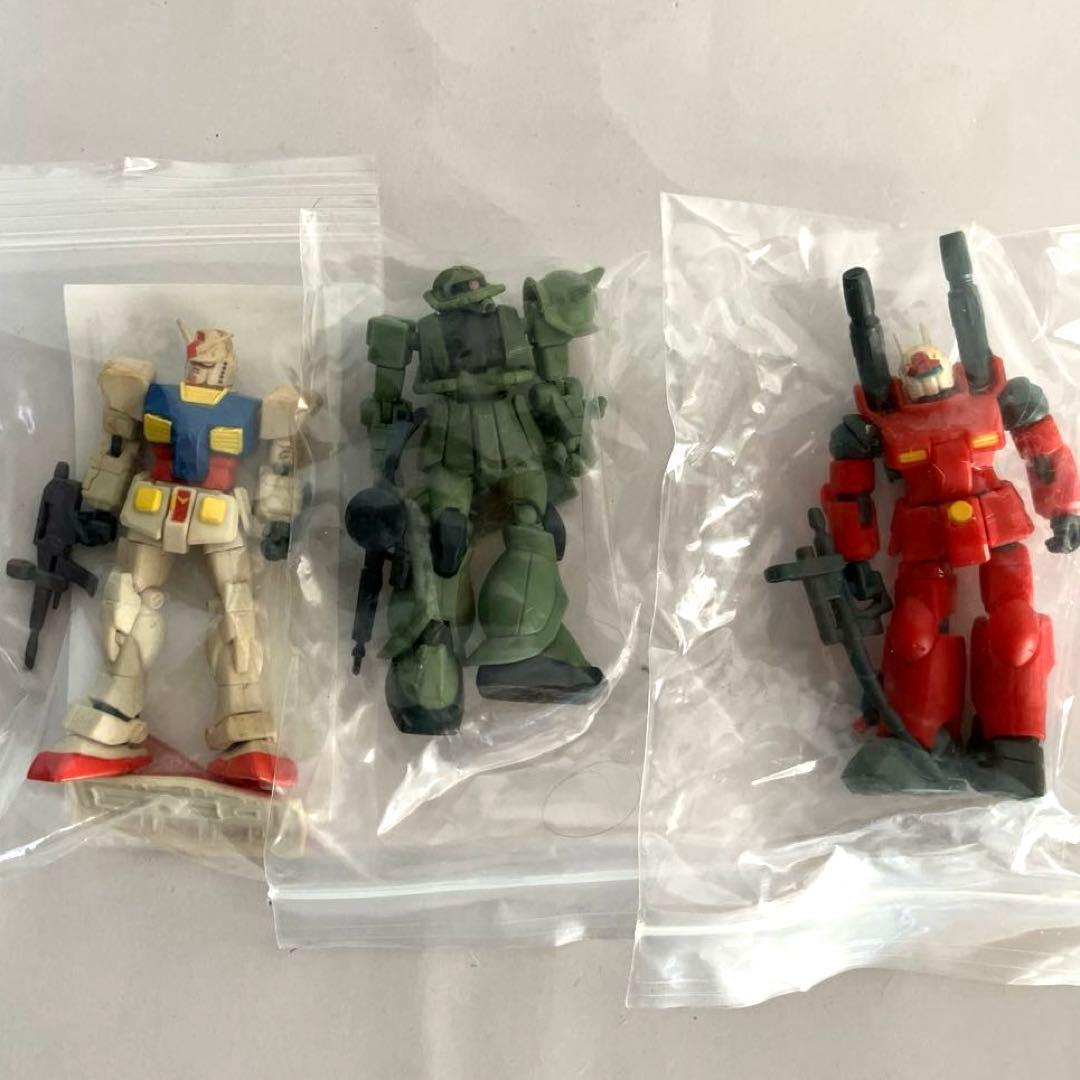 ガンダム可動式フィギュア24体セット➕おまけ3個