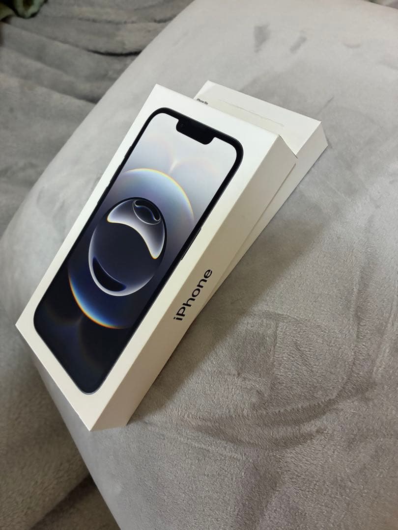 iPhone16eブラック256G バッテリー100% ケース、新品フィルム付き