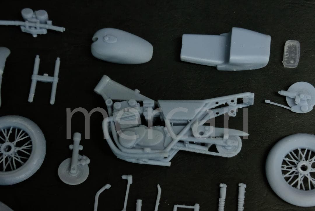 マッドマックス (1979) 1/18 スケール トゥーカッター・ババ バイク