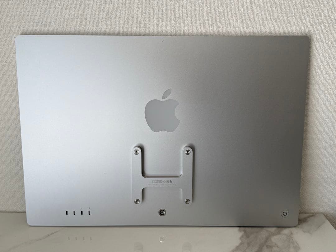 iMac M1 24” 8G/256G VESA ホワイト UK トラックパッド