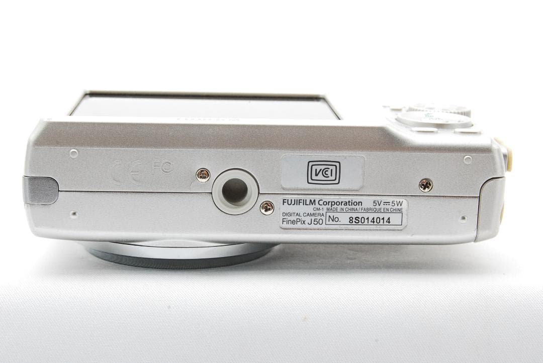 【美品】FUJIFILM FinePix J50 動作確認済