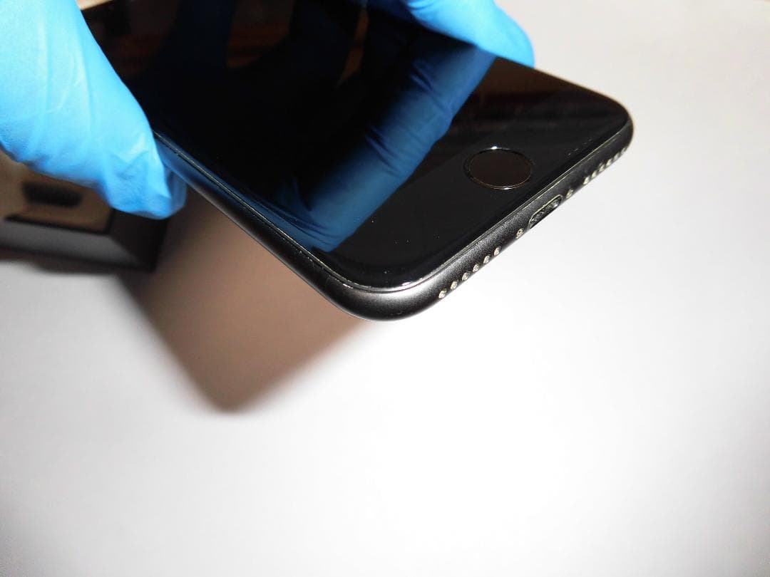 iPhone 8 64ＧＢ　ＳＩＭフリー　スペースグレイ
