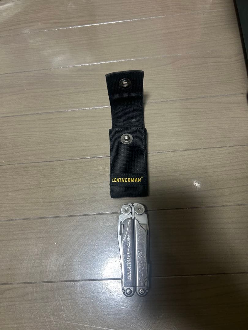 LEATHERMAN マルチツールと双眼鏡セット