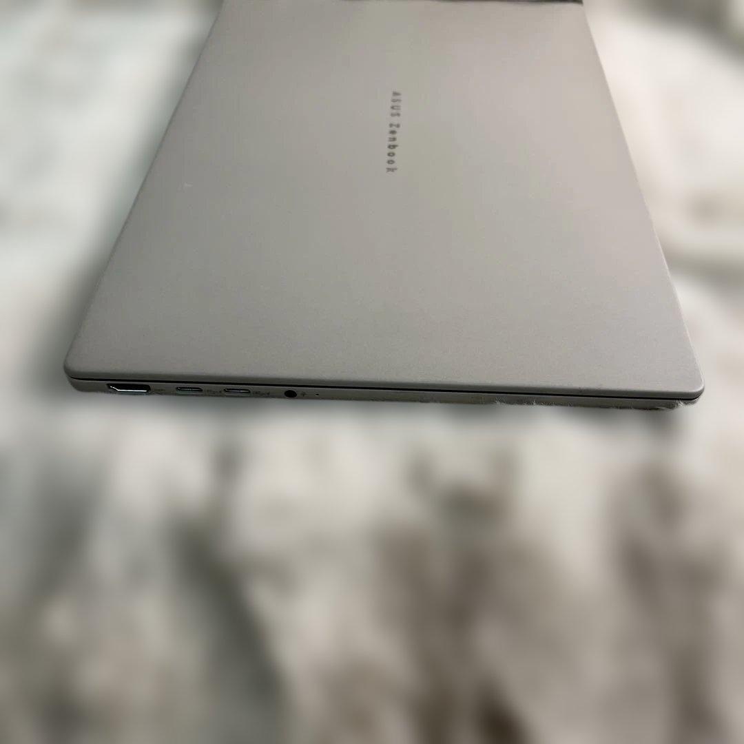 ASUS ノートパソコン Zenbook SORA UX3407RA 14インチ