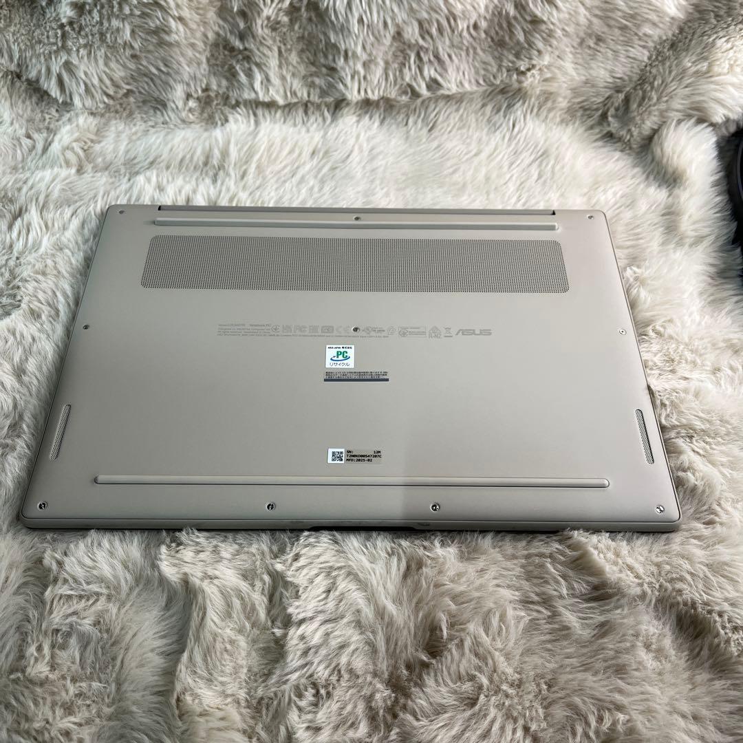 ASUS ノートパソコン Zenbook SORA UX3407RA 14インチ