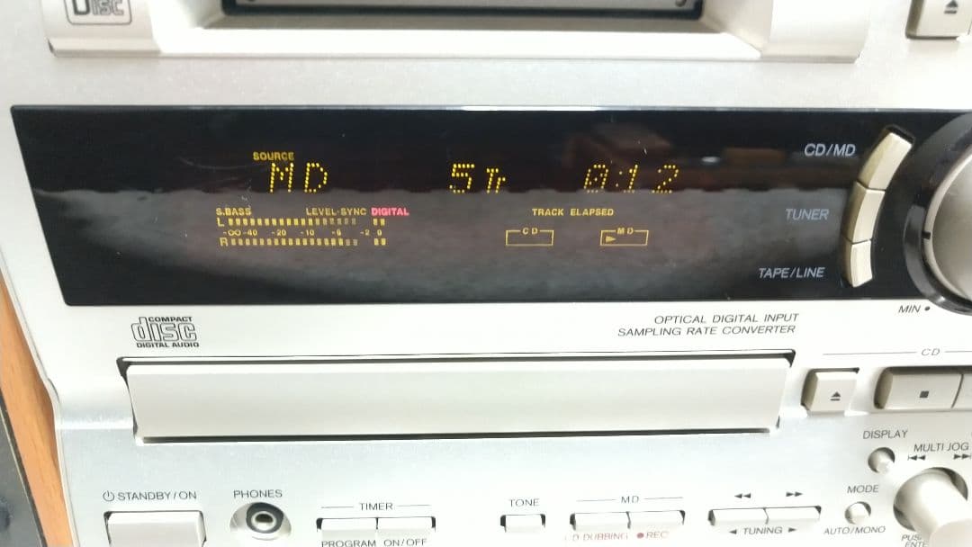 高音質！ONKYO CD.MDチューナーアンプ-スピーカーFR-V3リモコン付き