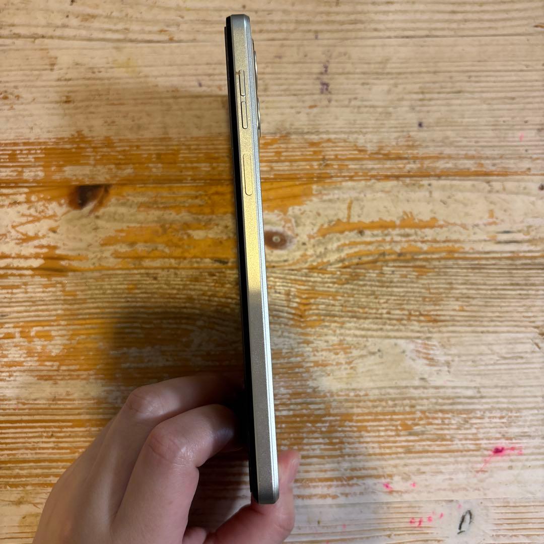 Motorola スマートフォン 本体 ホワイト