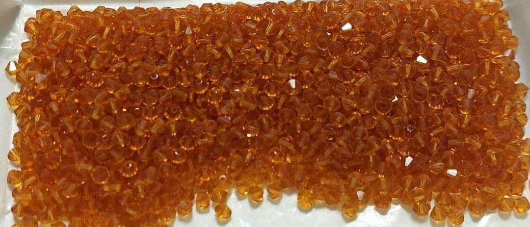 【再販売】SWAROVSKI トパーズ #5301 4mm 1440個