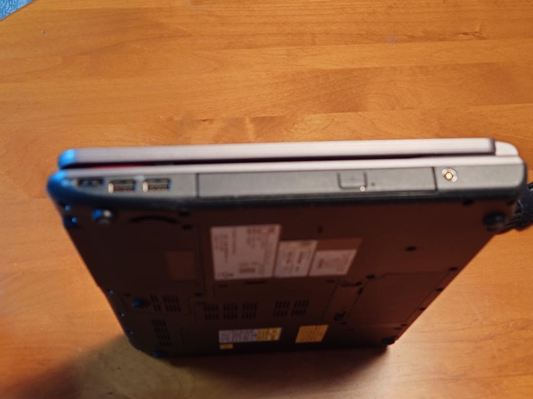 n*a様 NEC LaVie PC-LL750FS1SR　ノートPC