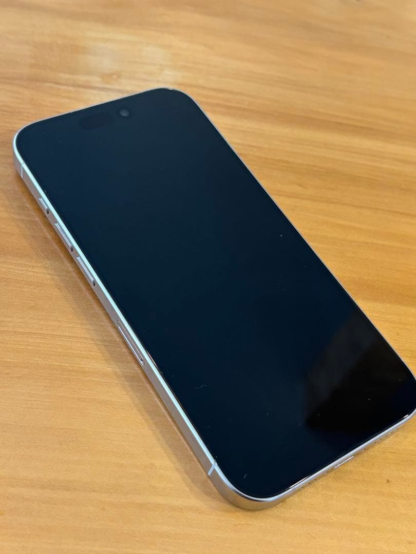 Apple iPhone 15pro 本体 128GB ホワイト
