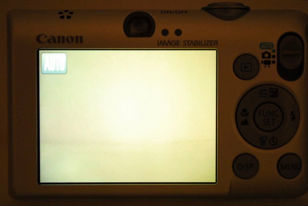 Canon IXY 110 IS❤️スマホ転送 動作確認済 キヤノン シルバー