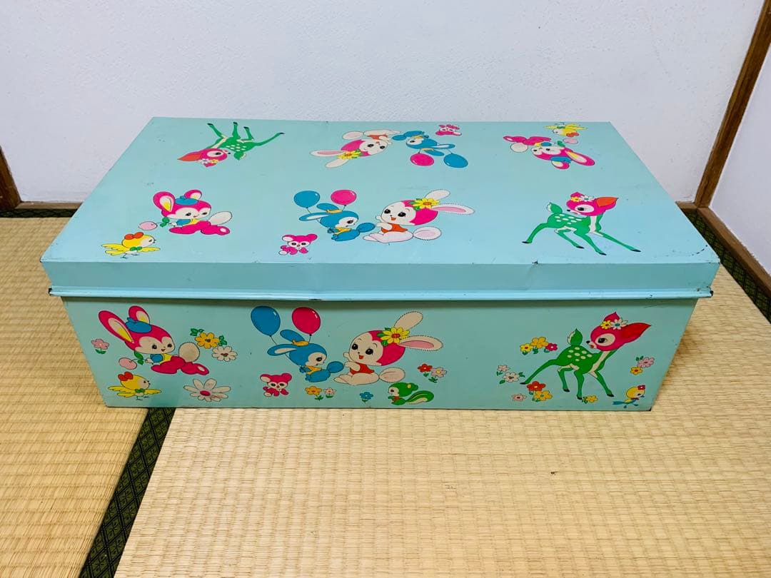 【3月末迄】昭和レトロ アンティーク 当時物 衣装ケース バンビ うさぎ 柄